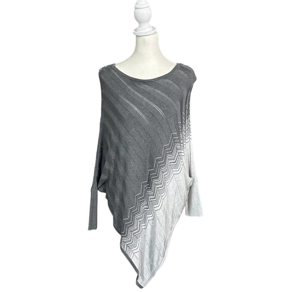 White House Black Market Ombre Metallic Knit Poncho Gray & Silver Size MP